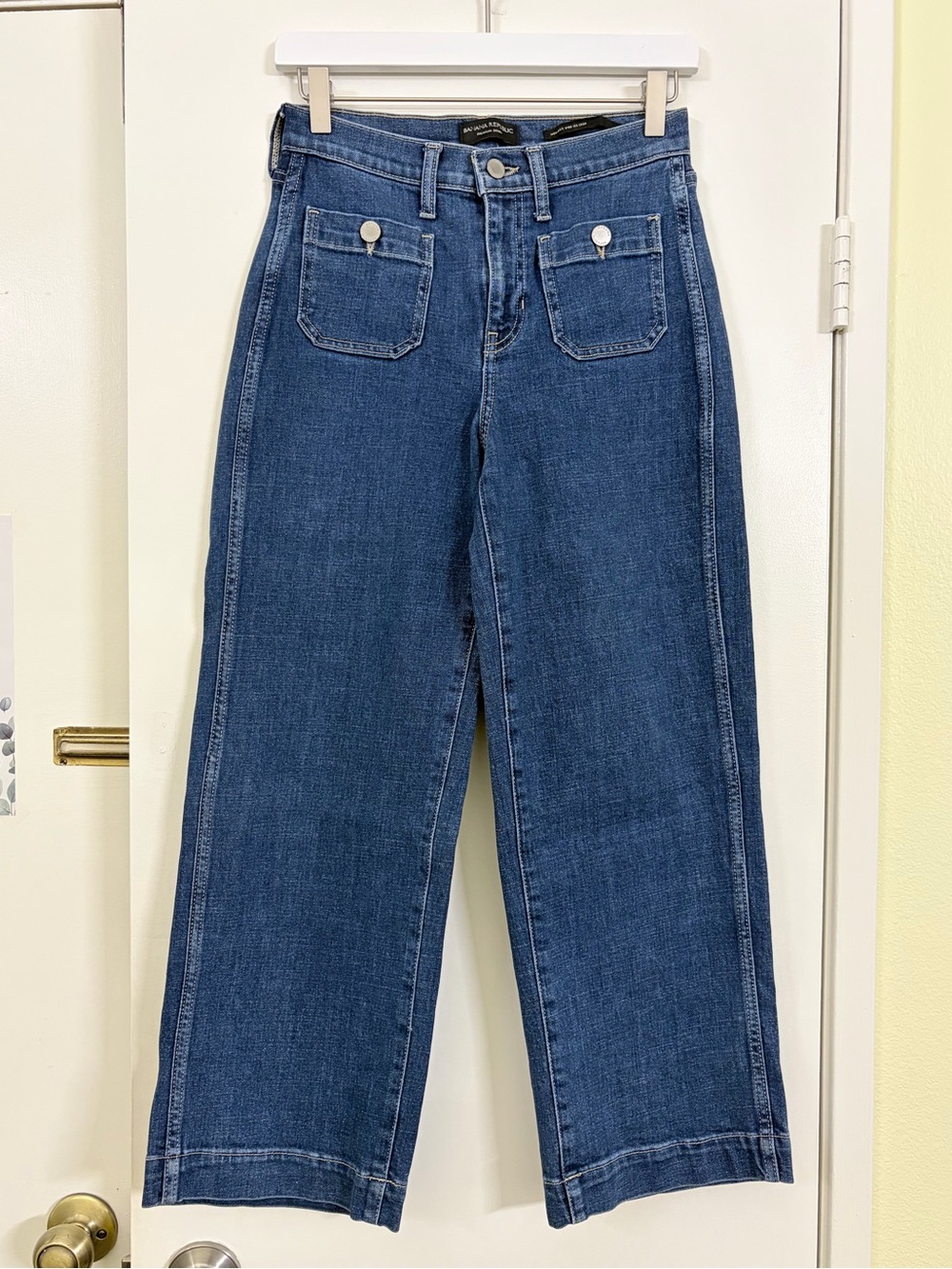 Banana Republic Premium Denim High Rise Wide Leg Crop Jeans 25 Patch Pocket